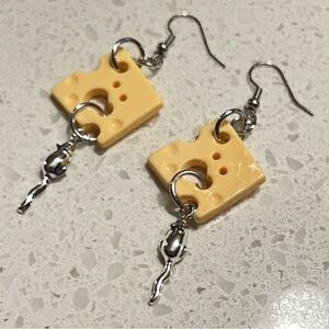 Cheese‎ and Mouse Dangle Earrings